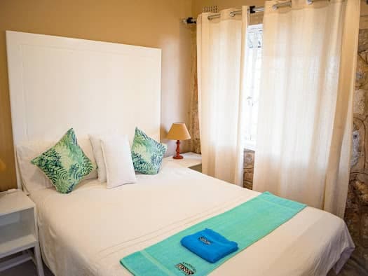 Phomolo Safari Lodge