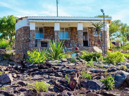 Phomolo Safari Lodge